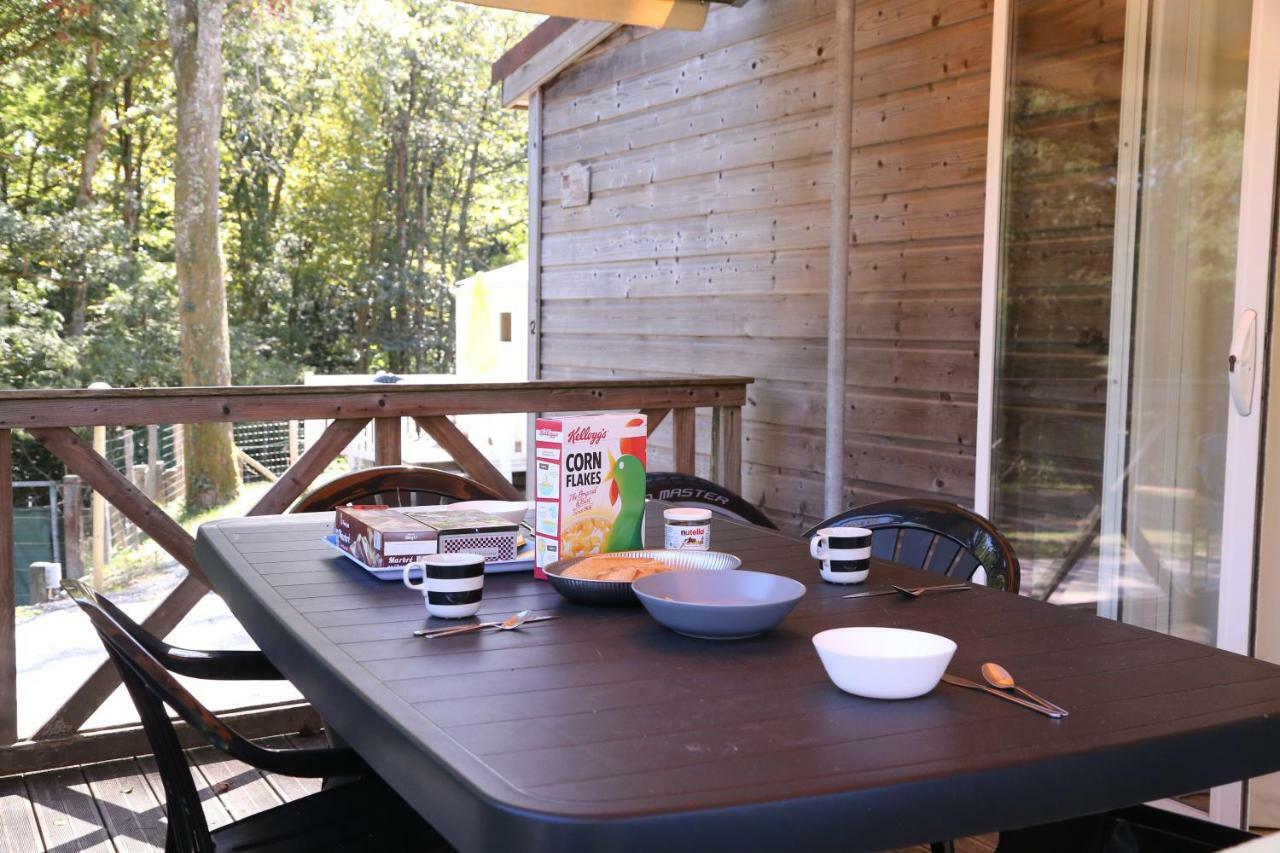 Camping Le Ruisseau Saint-André-de-Seignaux Dış mekan fotoğraf